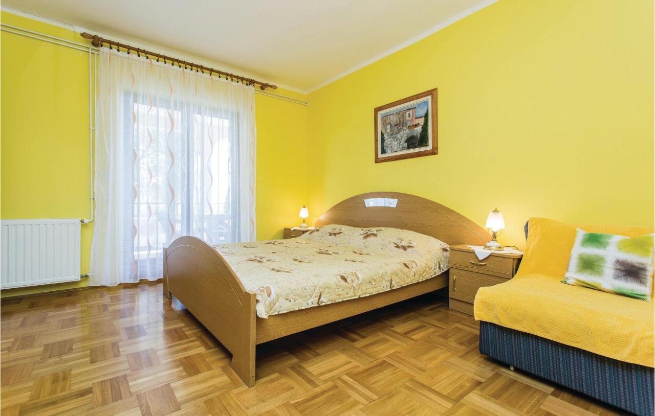 Stunning Apartment In Krk With Kitchen Krk Town Exterior photo