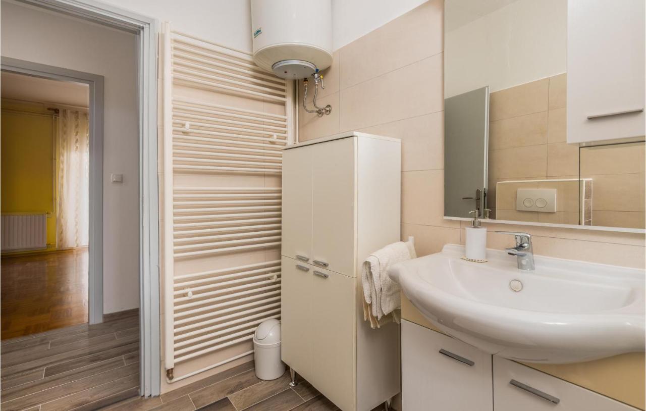Stunning Apartment In Krk With Kitchen Krk Town Exterior photo